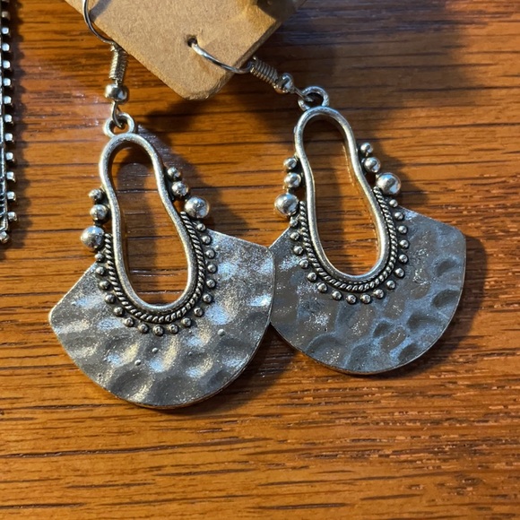 Pearl silver earrings - Picture 4 of 6